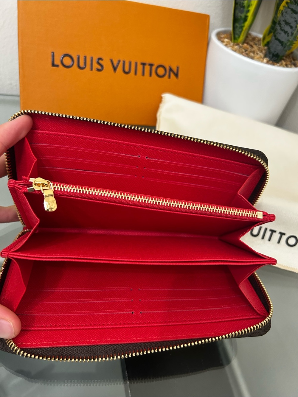 Louis Vuitton Brown Monogram Zip Around Wallet with Gold Hardware - Picture 3 of 9